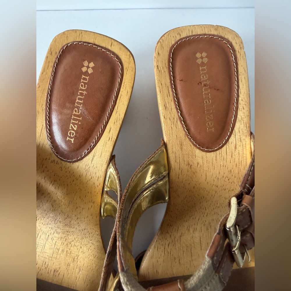 Naturalizer Tan and Brown‎ Strappy Sandals - Picture 2 of 10